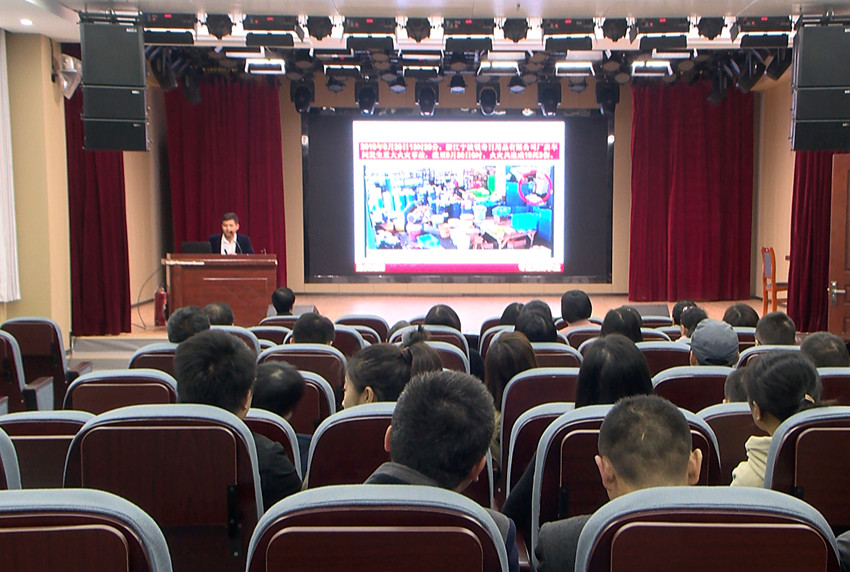 消防安全知识培训现场1。.jpg